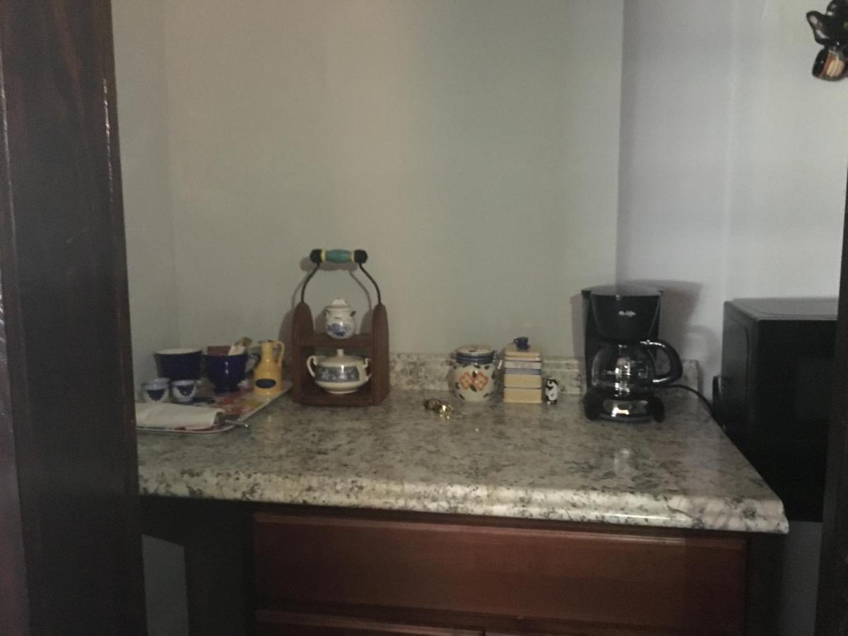 Private Room In The Heart Of Little Havana Miami Extérieur photo