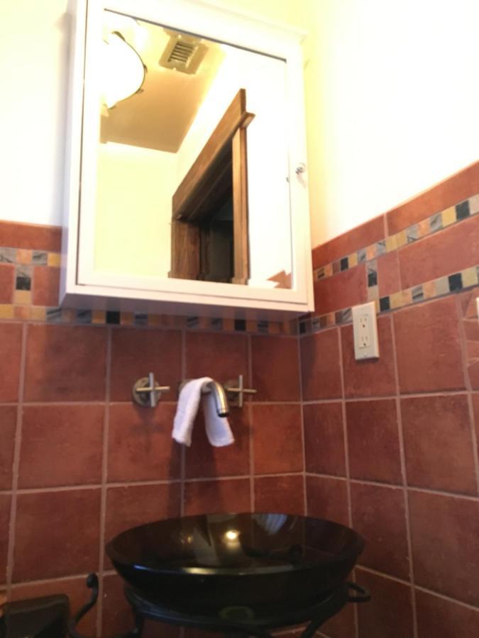 Private Room In The Heart Of Little Havana Miami Extérieur photo